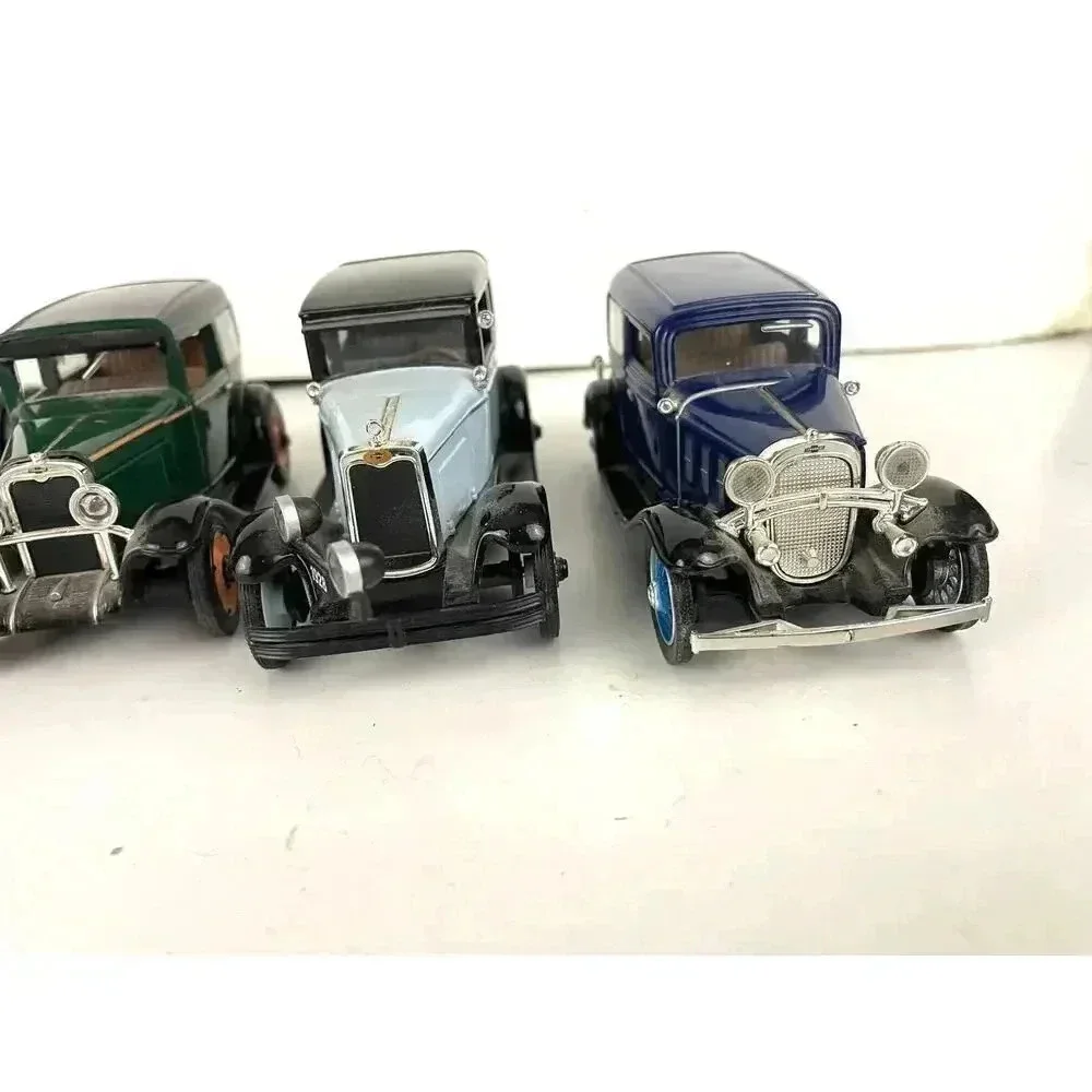 Lot of 7 Diecast Maisto Chevy Ford Model T Toy Cars‎ Collectibles